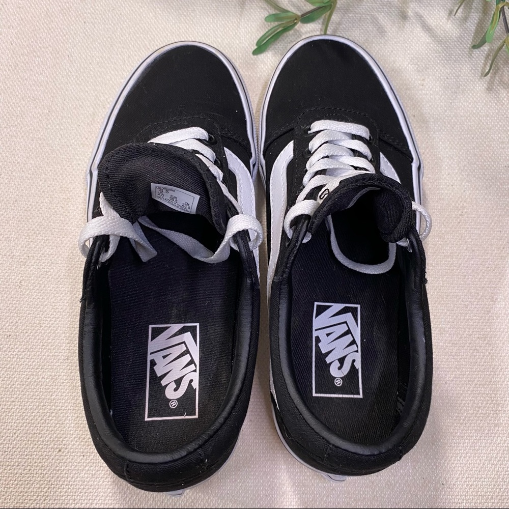 Vans Ward Sneaker Black 6.5 (Try on Wear Only) - Picture 7 of 7